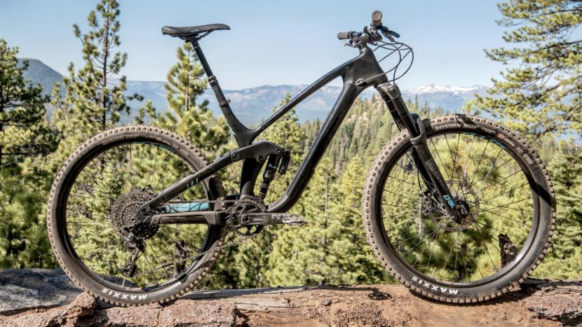 Outdoor Gear Lab Reviews the Process 153 CR 27.5 “Long-travel trail slayer with a clear preference for high speeds and aggressive terrain”