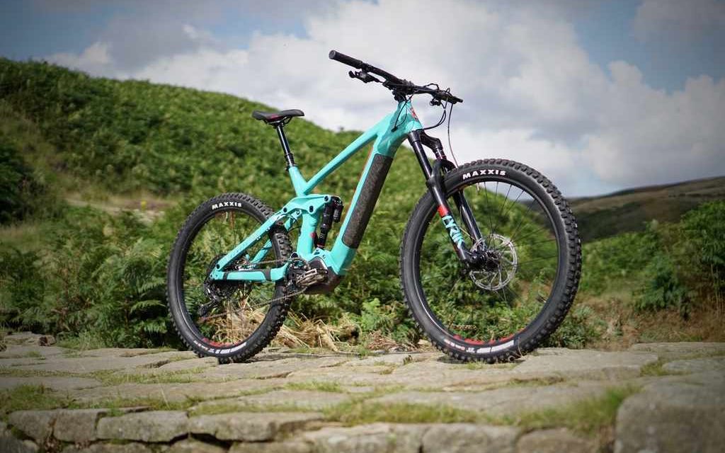Singletrack Post Their First Impressions of the Remote 160 “Kona has taken the big hit DNA of the Process, shaken it up with a little Remote CTRL and the finished article is this, the 2020 Kona Remote 160.”